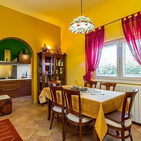 Holiday home Holiday Nera Banjole